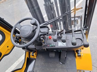 4-Rad Gabelstapler Hangcha XE20Ci