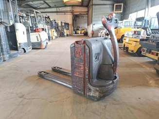 Niederhubwagen mit Deichsel Fenwick T18