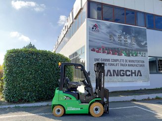 4-Rad Gabelstapler Hangcha XC25i - 1