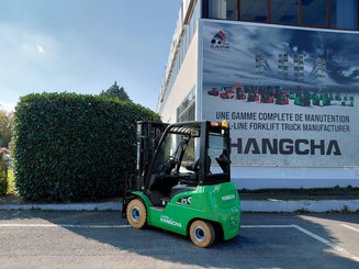 4-Rad Gabelstapler Hangcha XC25i - 4