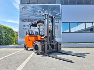 4-Rad Gabelstapler Nissan F04D40Q - 2