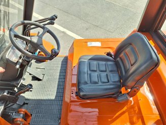 4-Rad Gabelstapler Nissan F04D40Q - 13