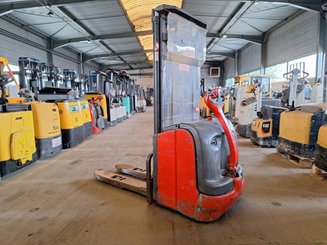 Hochhubwagen mit Deichsel Fenwick L16