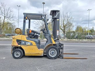 4-Rad Gabelstapler Caterpillar GP25NTD