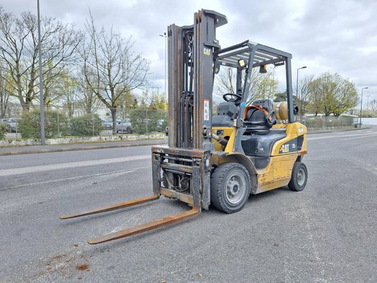4-Rad Gabelstapler Caterpillar GP25NTD - 1