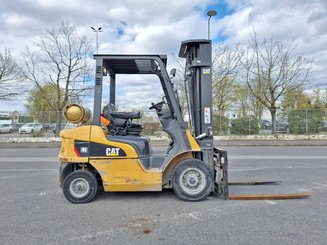 4-Rad Gabelstapler Caterpillar GP25NTD