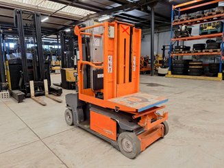 Senkrechtlift JLG TOUCAN DUO