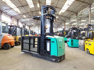 Hochhub-Kommissionierer Caterpillar NOH10N