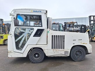 Schlepper Charlatte TG225