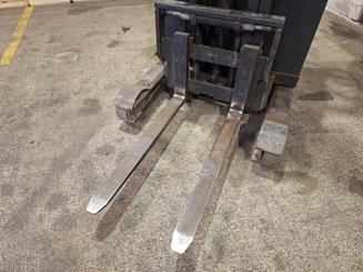 Schubmaststapler Fenwick R14S