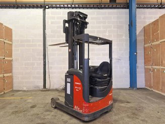 Schubmaststapler Fenwick R14S