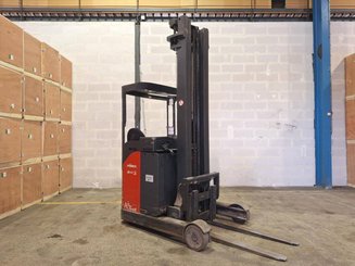 Schubmaststapler Fenwick R14S