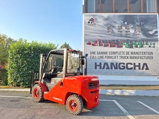 4-Rad Gabelstapler Hangcha XF50D