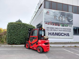4-Rad Gabelstapler Hangcha XF30G-2