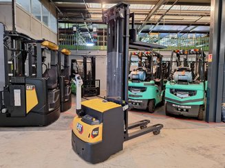 Hochhubwagen mit Deichsel Caterpillar NSP16N2I - 9