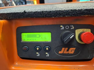 Senkrechtlift JLG 10MSP