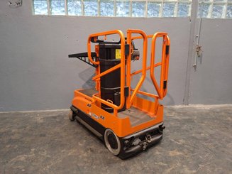 Senkrechtlift JLG 10MSP