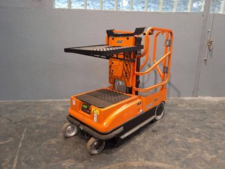 Senkrechtlift JLG 10MSP
