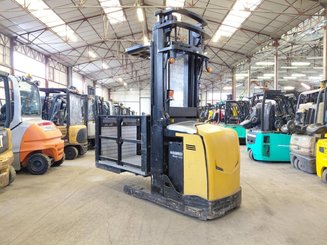 Hochhub-Kommissionierer Caterpillar NOH10N