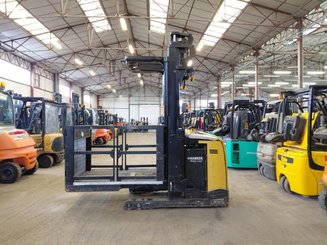 Hochhub-Kommissionierer Caterpillar NOH10N