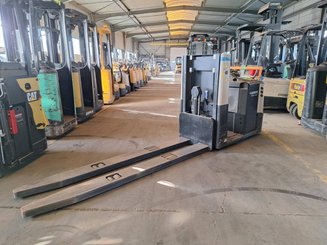 Niederhub-Kommissionierer Crown GPC3055-2.0