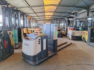 Niederhub-Kommissionierer Crown GPC3055-2.0