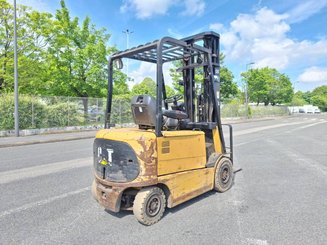 4-Rad Gabelstapler Caterpillar EP25K-PAC