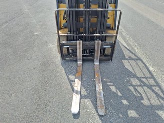 4-Rad Gabelstapler Caterpillar EP25K-PAC