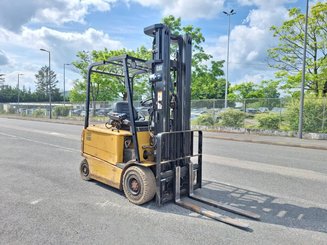 4-Rad Gabelstapler Caterpillar EP25K-PAC