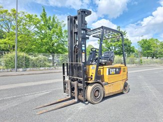4-Rad Gabelstapler Caterpillar EP25K-PAC