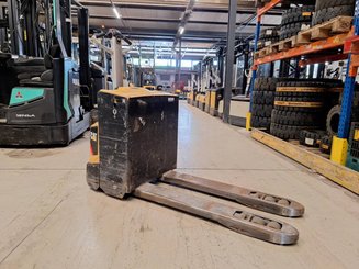 Niederhubwagen mit Deichsel Caterpillar NPP20N2