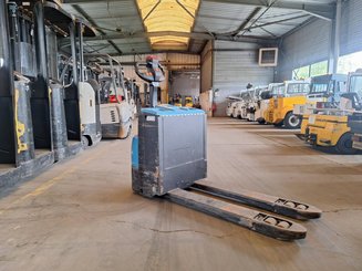 Niederhubwagen mit Deichsel Heli CBD20-150
