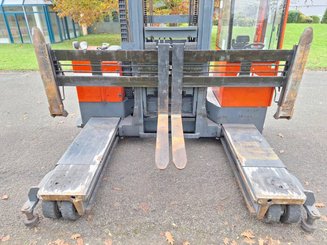 Mehrwege-Seitenstapler AMLIFT CEL25-1245