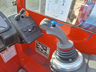 Mehrwege-Seitenstapler AMLIFT CEL25-1245