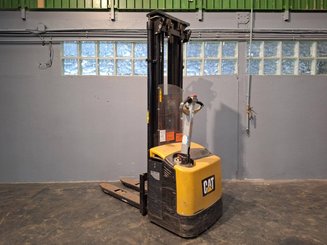 Hochhubwagen mit Deichsel Caterpillar NSP16N