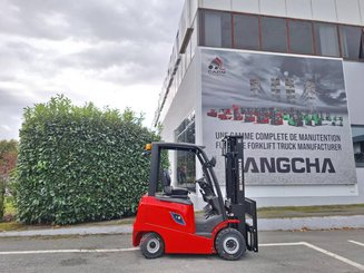 4-Rad Gabelstapler Hangcha AE18