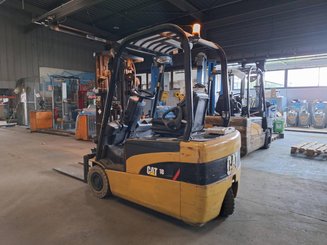 3-Rad Gabelstapler Caterpillar EP18NT