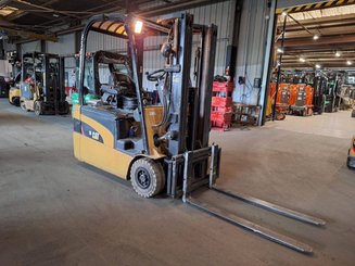 3-Rad Gabelstapler Caterpillar EP18NT