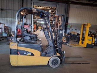 3-Rad Gabelstapler Caterpillar EP18NT