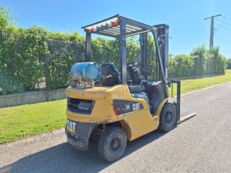 4-Rad Gabelstapler Caterpillar GP20NT