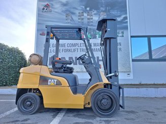 4-Rad Gabelstapler Caterpillar GP30NT