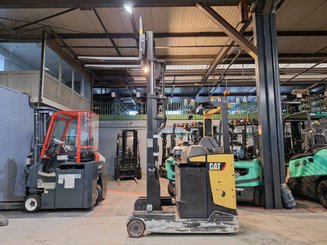 Schubmaststapler Caterpillar NR20NH