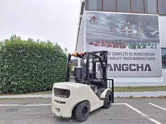 4-Rad Gabelstapler Hangcha XF30D