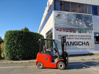 4-Rad Gabelstapler Hangcha AE18