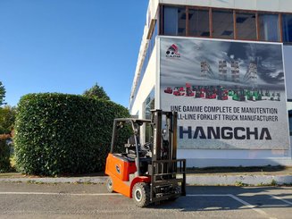 4-Rad Gabelstapler Hangcha AE18