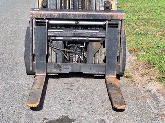 4-Rad Gabelstapler Caterpillar GP30NTD - 11