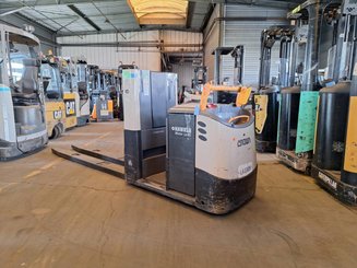 Niederhub-Kommissionierer Crown GPC3055-2.0