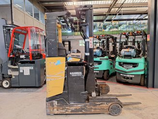 Schubmaststapler Caterpillar NR16N