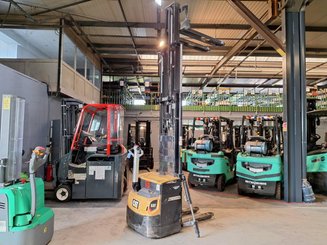 Hochhubwagen mit Deichsel Caterpillar NSP16N2 - 14