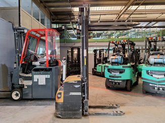 Hochhubwagen mit Deichsel Caterpillar NSP16N2 - 10